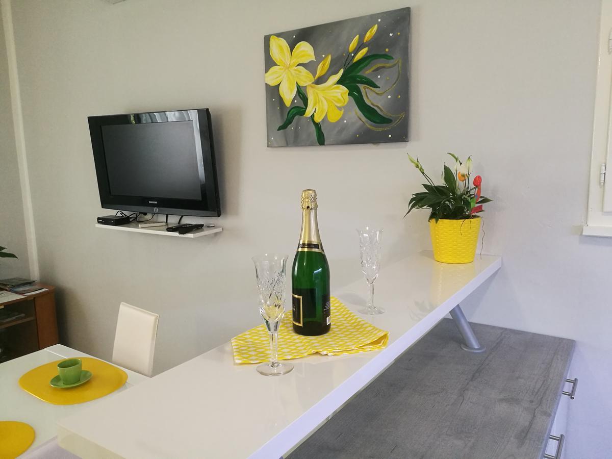 Apartment Cozy Sibenik Ngoại thất bức ảnh